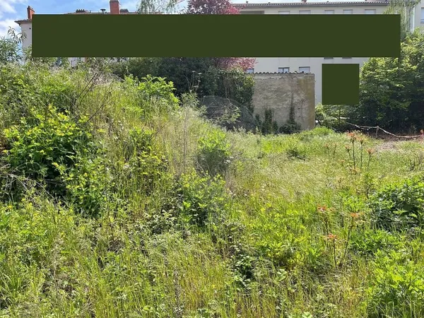 Terrain 952 m²