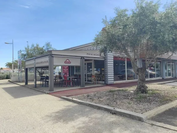 Restaurant 243 m²