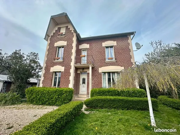 Maison 7 pièces 143 m²