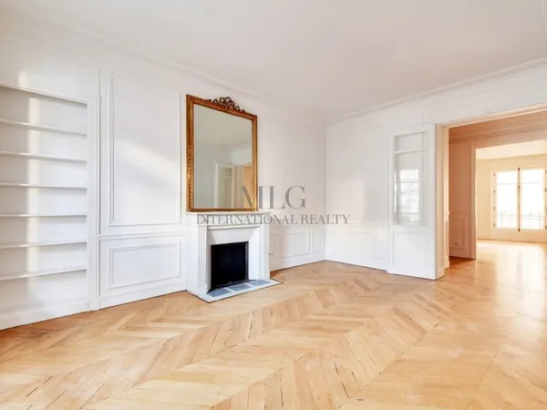 Appartement 4 pièces RUE PIERRE GUERIN