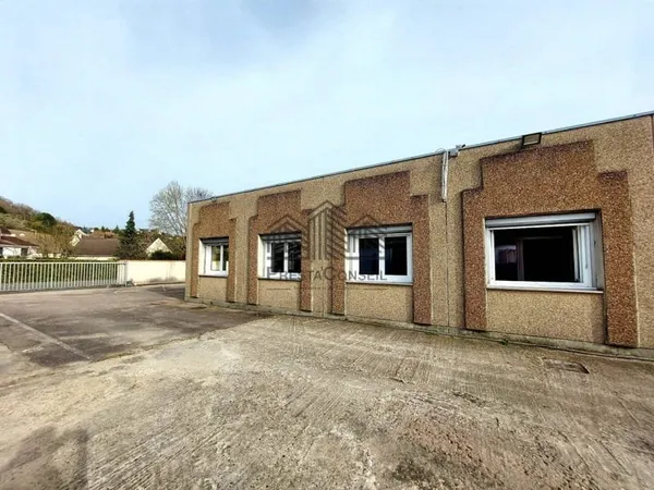 Entrepôt 459 m²