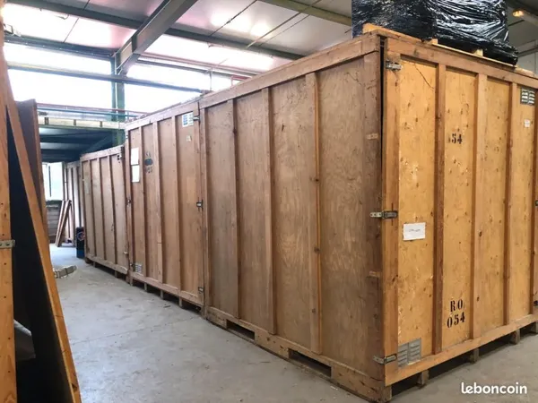 Location box de stockage ou container maritime / garde meubles