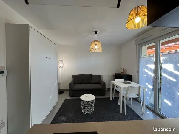 Studio meublé