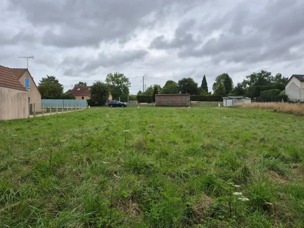 Terrain à bâtir Vente Bueil  654m² 67500€