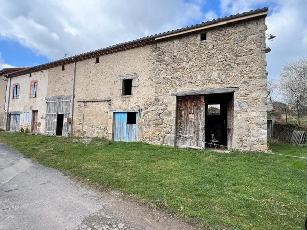 Corps de ferme à rénover
