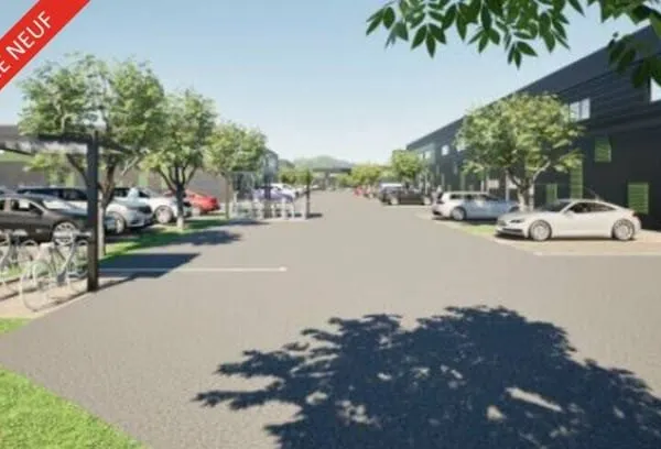 Local d'activité 2332 m²