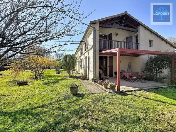 PROPRIÉTÉ DE CARACTÈRE ? MAISON EN PIERRE ? 296 m² ? ENVIRONNEMENT PRIVILÉGIÉ