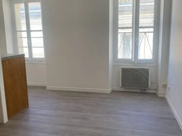Studio 1 pièce 16 m²
