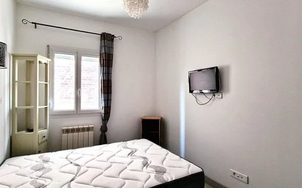 Maison atypique avec extérieur