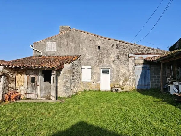 Local 4 pièces 90 m²