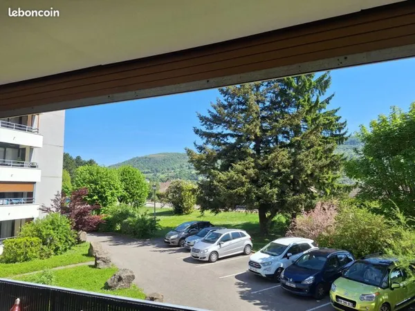 Appartement 93 mètres carrés au calme
