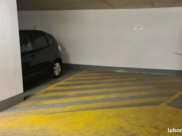 📢 place de parking moto/vélo - sécurisée et videosurveille- arcueil 📢