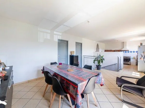 Maison 5 pièces 104 m²