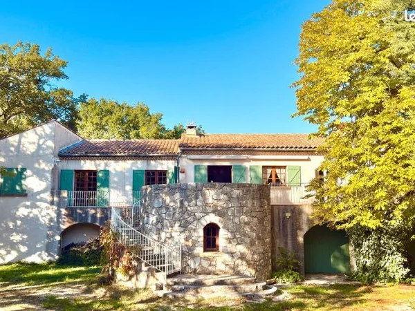 Propriété 20 pièces 480 m²