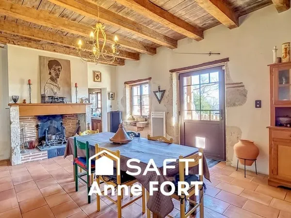 Belle maison en pierre avec point de vue rare sur Agen