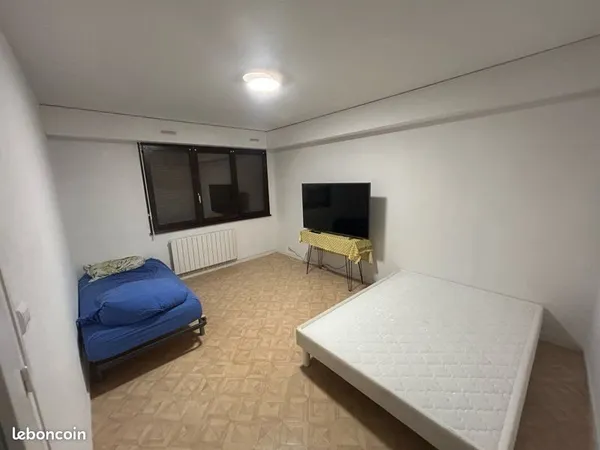 Chambre à louer - disponible immédiatement