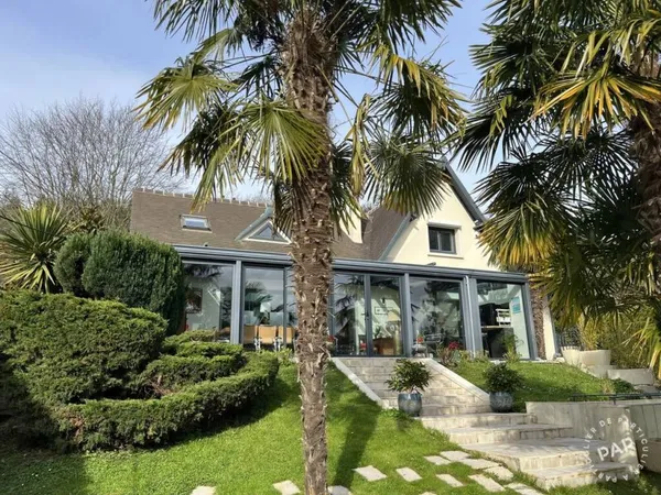 Maison 6 pièces 230 m²