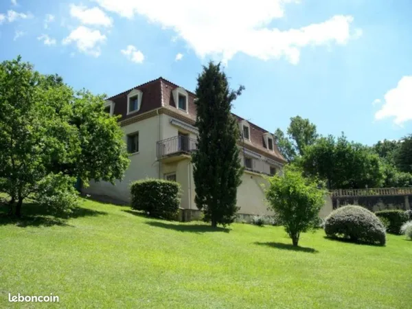 Maison 7 pièces 170 m²