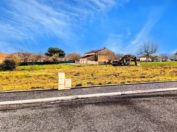 Terrain constructible