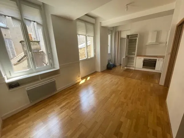 Hyper centre, 5 rue Corneille, T1bis de 40,04 m2 au 2ème étage