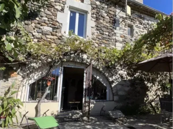 Maison pierre de pays