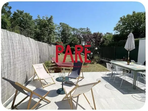 MAISON DE VILLE ENTIÈREMENT RÉNOVÉE