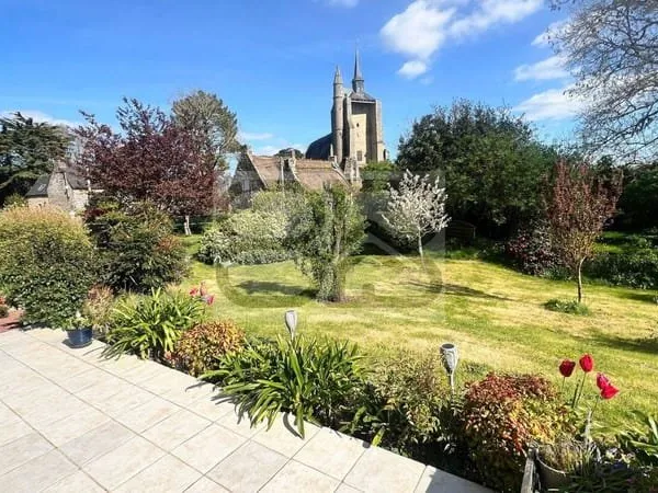 Villa 8 pièces 148 m²