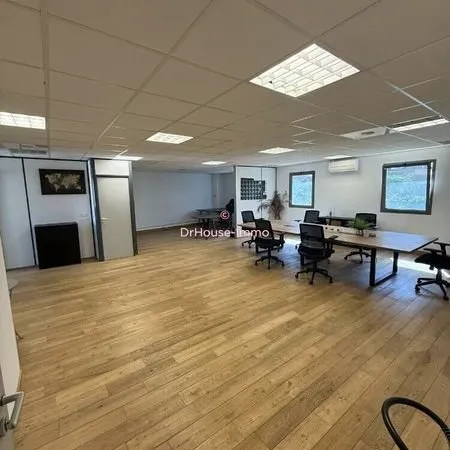 Bureaux 97 m² marseille