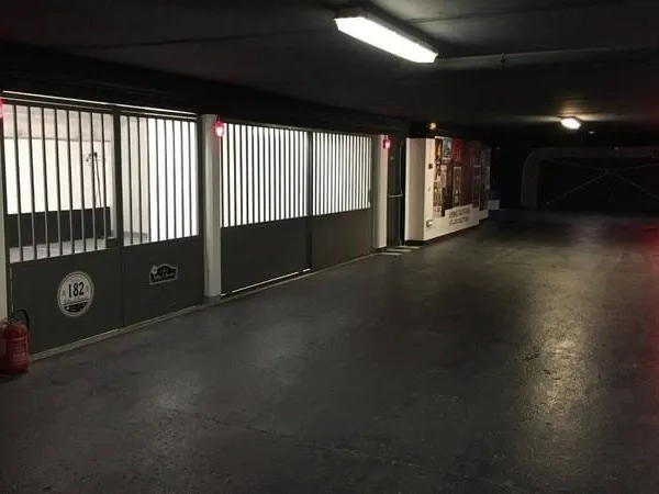 Parking 10 m²