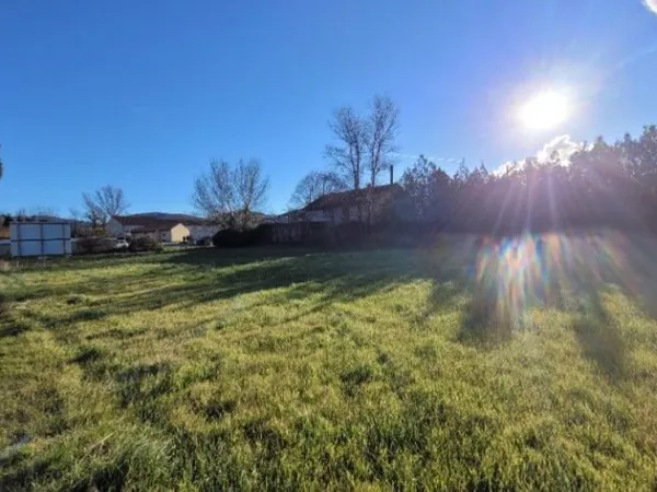Terrain 400 m²