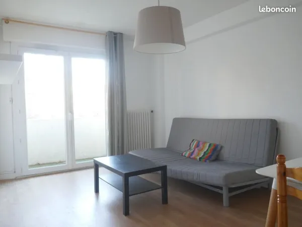 Toulouse Boulevard Lascrosse, T3 meublé 50 m² avec 2 chambres 2 balcons