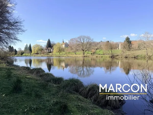Etang aux normes sur propriété de 1,9 hectare
