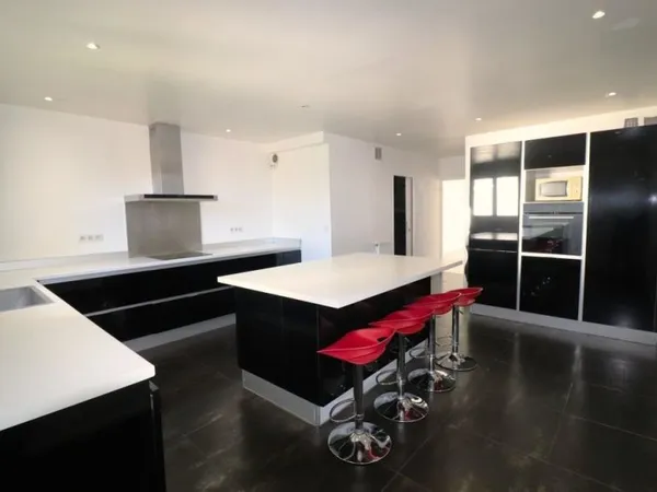 Maison Vente Argenteuil 5p 117m² 368000€