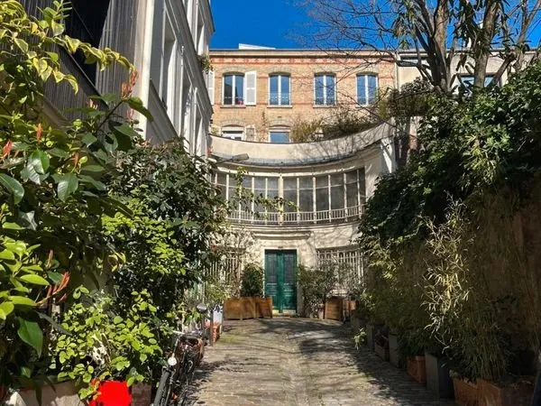 Location poste bureau partagé