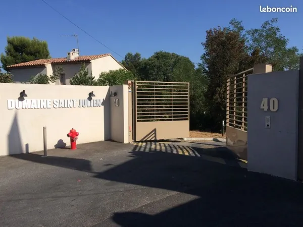 Location place de parking extérieure "Domaine de St Julien" - 70/mois CC