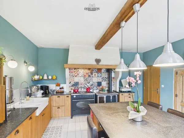 Maison 7 pièces 193 m²
