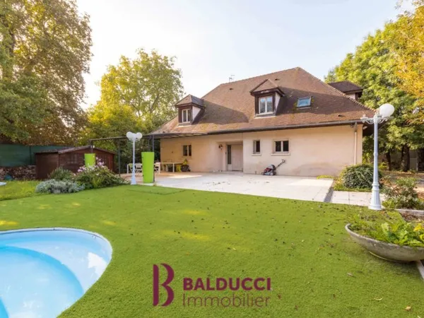 EXCLUSIVITE - FONTAINE - MARE - Maison Familiale avec Jardin et
