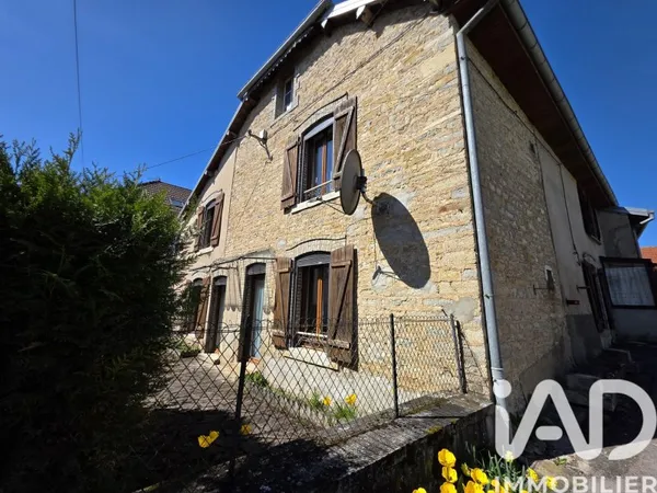 Maison 6 pièces 198 m²