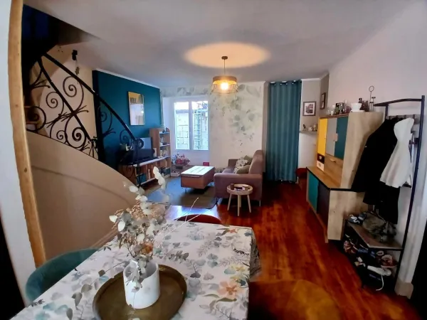 NERSAC (16) Maison rénovée avec dépendance exceptionnelle