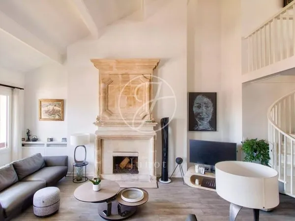 Duplex 7 pièces 209 m²