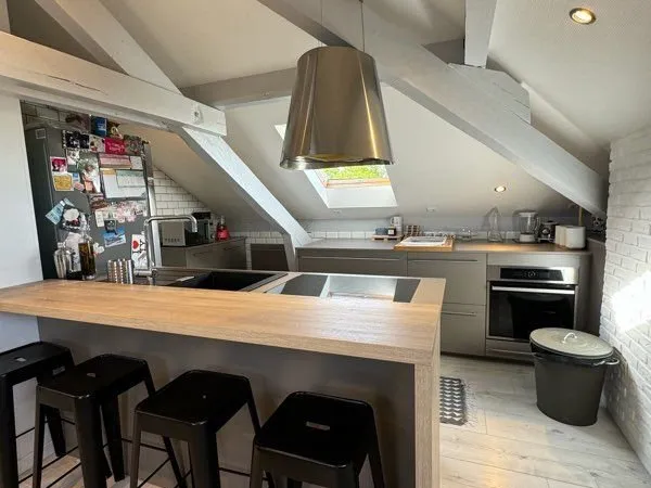 Appartement F3 sous combles
