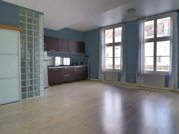 LOCATION STUDIO CHALONS EN CHAMPAGNE G653