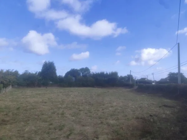 Terrain au calme bien exposé