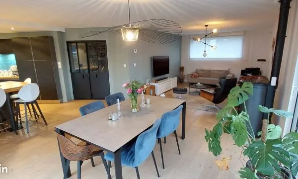 Coup de coeur assuré pour cette maison individuelle située à Lesquin dans une impasse