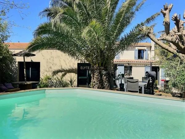 Villa 6 pièces 166 m²
