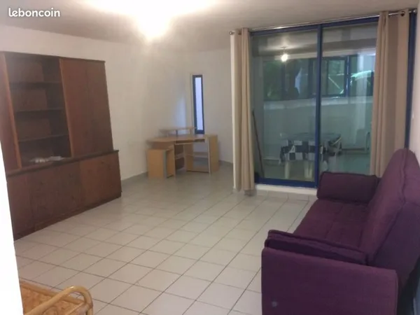 A vendre studio de 42 m2 proche université