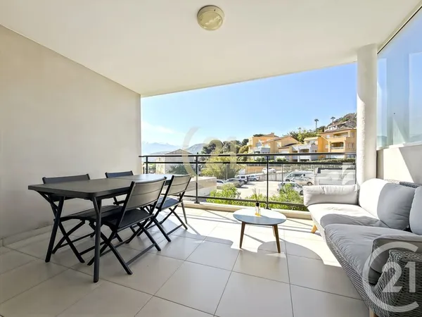 Appartement 2 pièces 66 m²