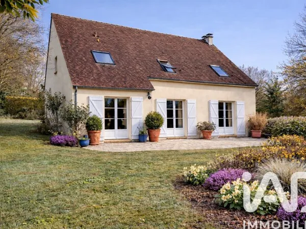 Maison 7 pièces 237 m²