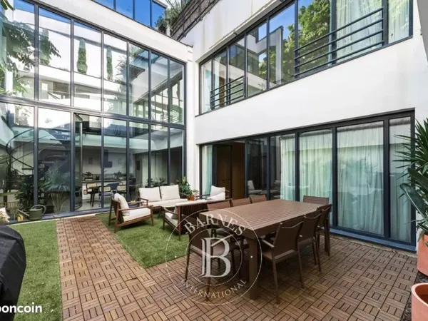Loft 6 pièces 200 m²