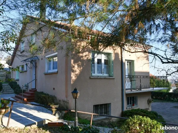 Maison 7 pièces - 155 m²